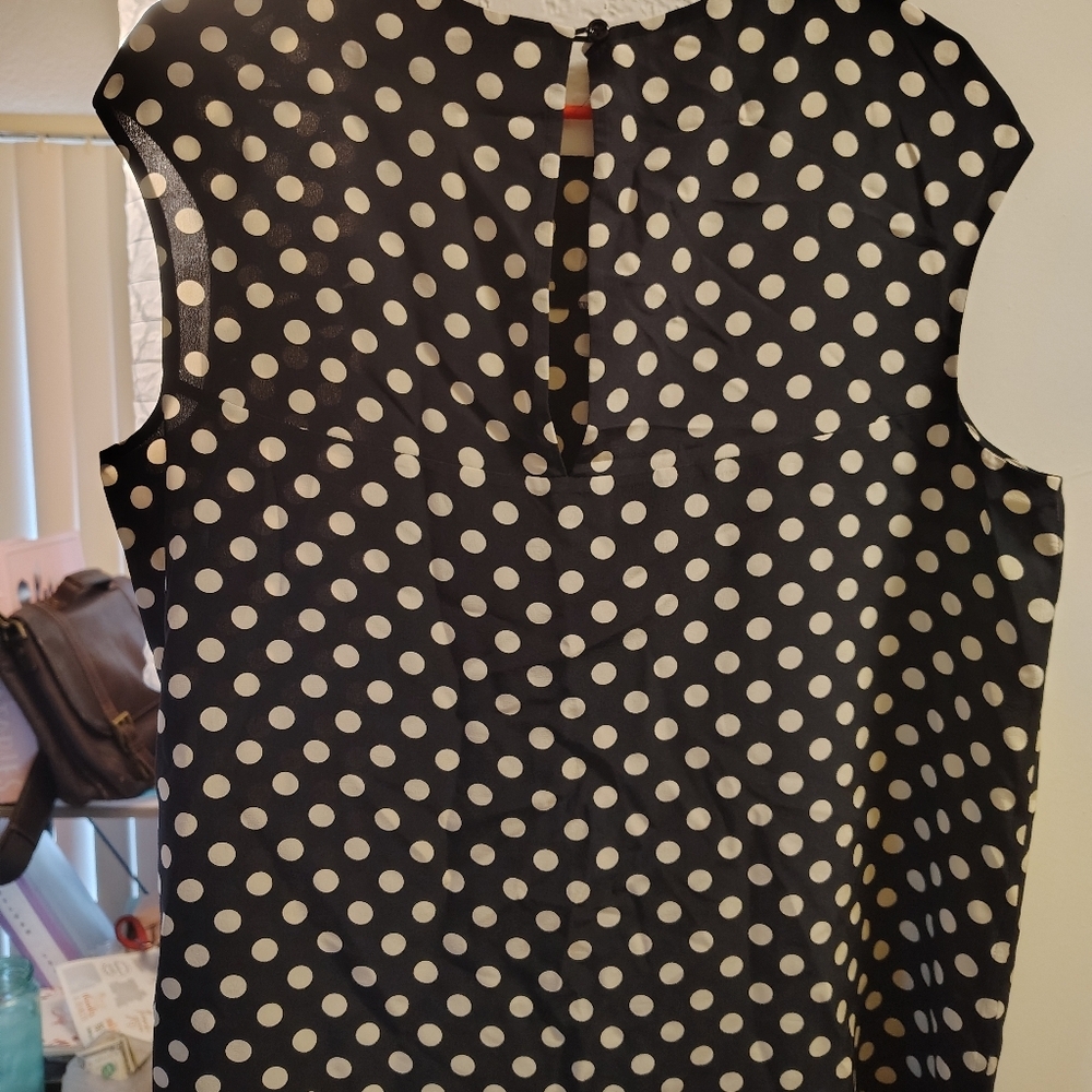 Dark blue almost black tank with tan polka dots dress shirt Kate Spade size XL - Picture 6 of 6